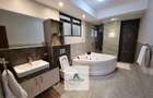 Furnished 4 Bed Apartment with En Suite in Riverside - 16