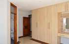 4 Bed Apartment with En Suite in Parklands - 15