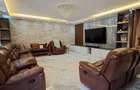 5 Bed House with En Suite in Lavington - 4