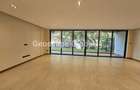 4 Bed Apartment with En Suite in Spring Valley - 7