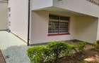 5 Bed Townhouse with En Suite in Lavington - 2