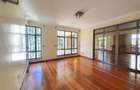 6 Bed Villa with En Suite at Westlands - 10