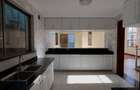 5 Bed Townhouse with En Suite in Lavington - 6