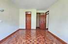 4 Bed House with En Suite in Lavington - 12