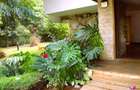 5 Bed House with En Suite in Runda - 10