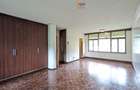 4 Bed Apartment with Swimming Pool in Riverside - 10