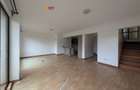 3 Bed Apartment with En Suite in Nyari - 4