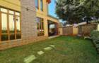 5 Bed Townhouse with En Suite at Lavington - 10