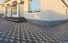 4 Bed House with En Suite at Riverside Drive - 1