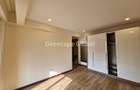 3 Bed Apartment with En Suite in Spring Valley - 17