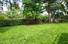 4 Bed House with En Suite in Hill View - 18