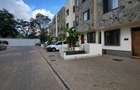 4 Bed Villa with Swimming Pool in Garden Estate - 6