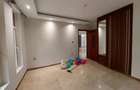 5 Bed Townhouse with En Suite at Lavington Road - 10