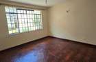 4 Bed Townhouse with En Suite in Lavington - 17
