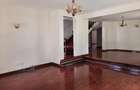 5 Bed Townhouse with En Suite at Lavington Green - 7