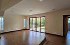 5 Bed House with En Suite in Spring Valley - 6