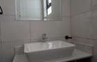 2 Bed Apartment with En Suite in Westlands Area - 9