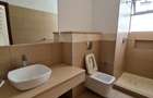 3 Bed Apartment with En Suite in Nyali Area - 10