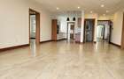 3 Bed Apartment with En Suite in Parklands - 8