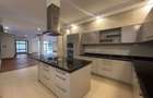 4 Bed Apartment with En Suite in General Mathenge - 1