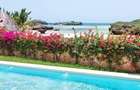 6 Bed Villa with En Suite in Watamu - 4