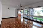 4 Bed Townhouse with En Suite in Westlands Area - 2