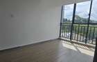 1 Bed Apartment with Gym at Riverside Drive - 3