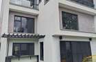 5 Bed Townhouse with En Suite at Jacaranda - 3