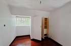 3 Bed House with En Suite in Rosslyn - 5