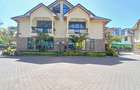 5 Bed Townhouse with En Suite at Lavington Green - 1