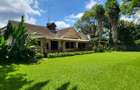 4 Bed House with En Suite in Spring Valley - 1