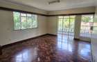 4 Bed Townhouse with En Suite in Lavington - 17