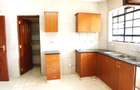 3 Bed Apartment with En Suite in Parklands - 11