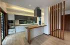 3 Bed House with En Suite in Rosslyn - 9