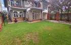 4 Bed Townhouse with En Suite at Lavington Green - 2