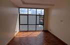 5 Bed Townhouse with En Suite in Lavington - 7