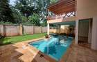5 Bed Townhouse with En Suite at Convent Drive - 2