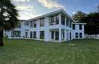 6 Bed Townhouse with En Suite in Runda - 16