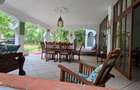 Serviced 3 Bed Apartment with En Suite at La-Marina - 11