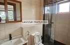 2 Bed Apartment with En Suite in Westlands Area - 11