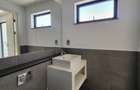 Serviced 2 Bed Apartment with En Suite in Garden Estate - 10