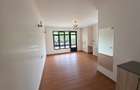 6 Bed House with En Suite in Runda - 13