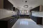 5 Bed House with En Suite in Runda - 3