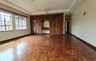 5 Bed House with En Suite in Runda - 34