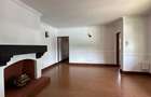5 Bed Townhouse with En Suite in Gigiri - 3