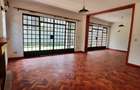 5 Bed Townhouse with En Suite in Lavington - 14