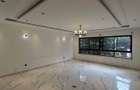 5 Bed Townhouse with En Suite in Lavington - 7