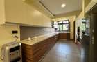 Serviced 2 Bed Apartment with En Suite in Spring Valley - 4