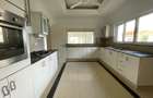 Serviced 3 Bed Apartment with En Suite in Nyali Area - 7