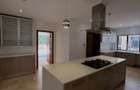 5 Bed Townhouse with En Suite in Lavington - 4